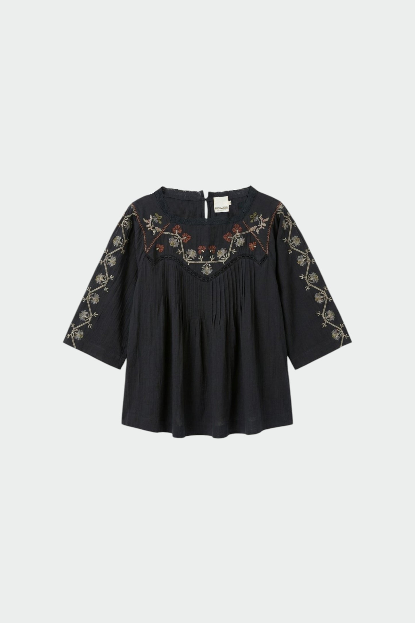 BLUSA CANESÚ BORDADO