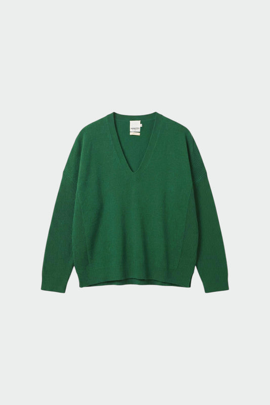 PLUNGE-NECK SWEATER 6