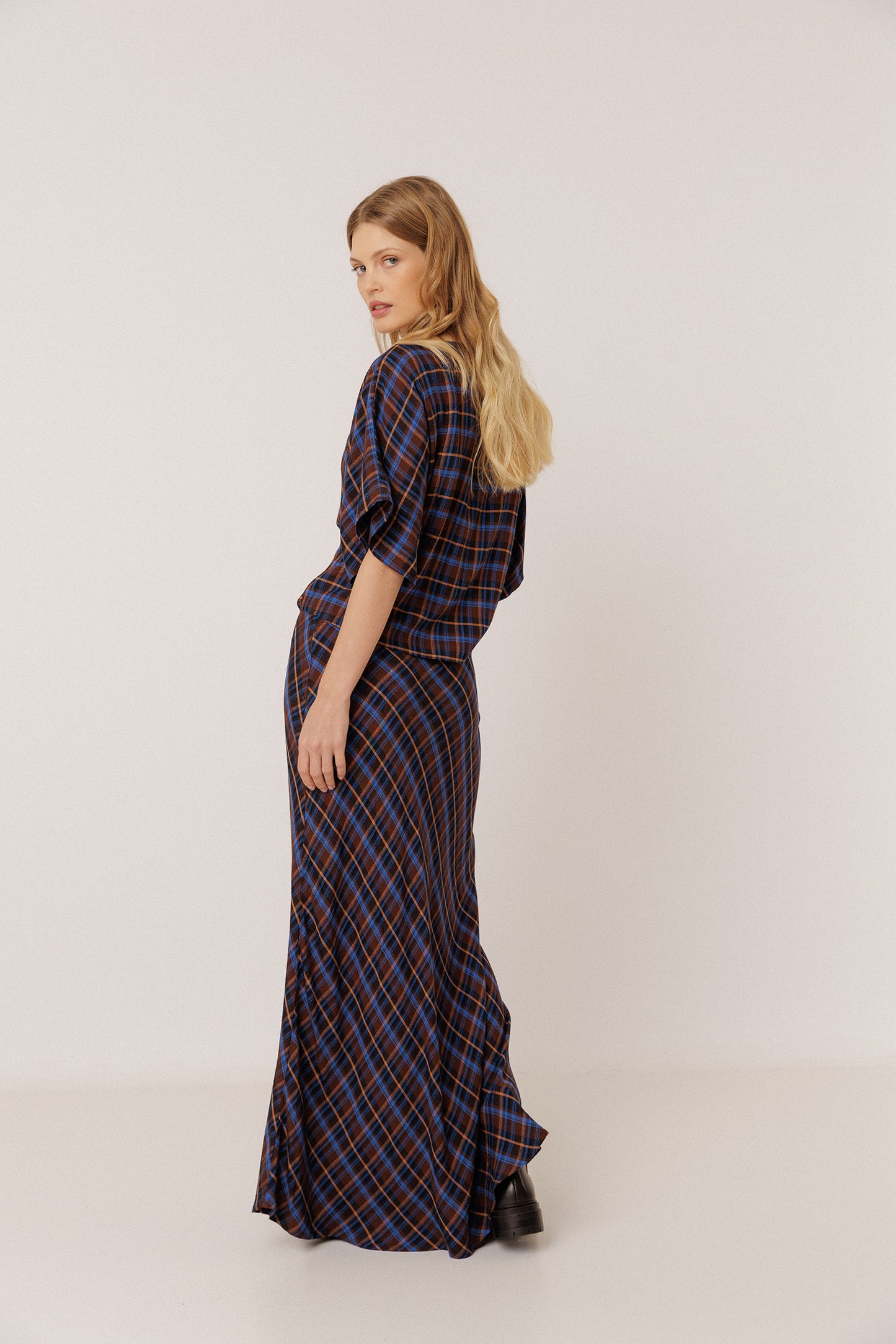 LONG MULTICOLOR CHECKERED SKIRT