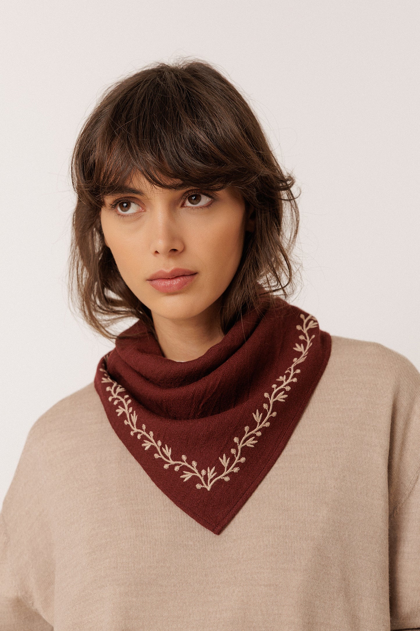 EMBROIDERED KERCHIEF
