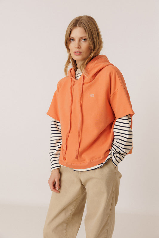 SHORT-SLEEVE HOODED SWEATSHIRT 1