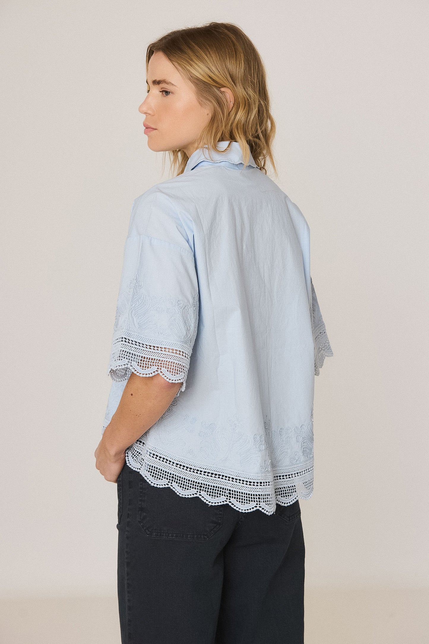 CHEMISE POPELINE BRODÉE