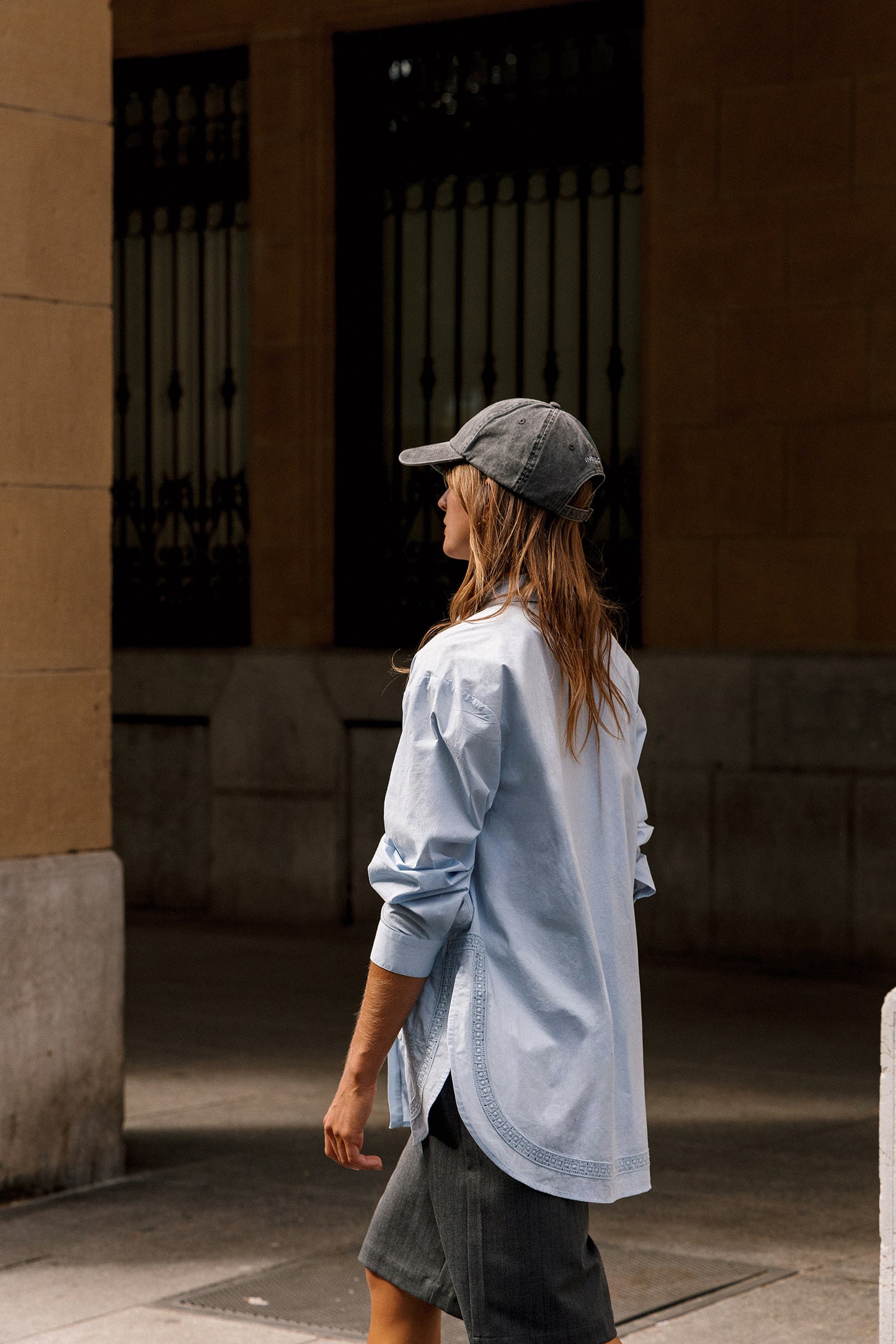 EMBROIDERED POPLIN MAXI SHIRT
