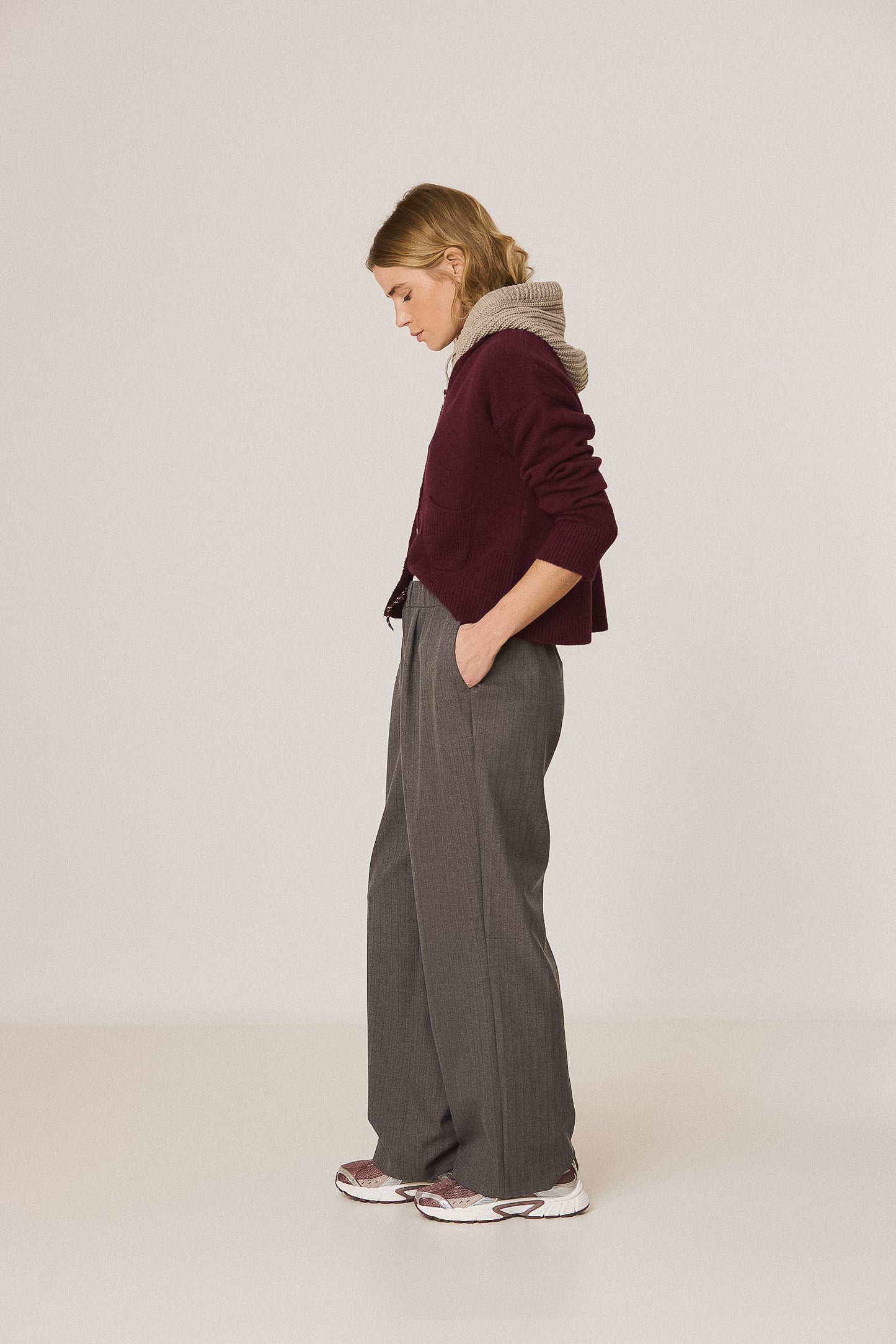 ELASTIC-WAISTBAND PANTS