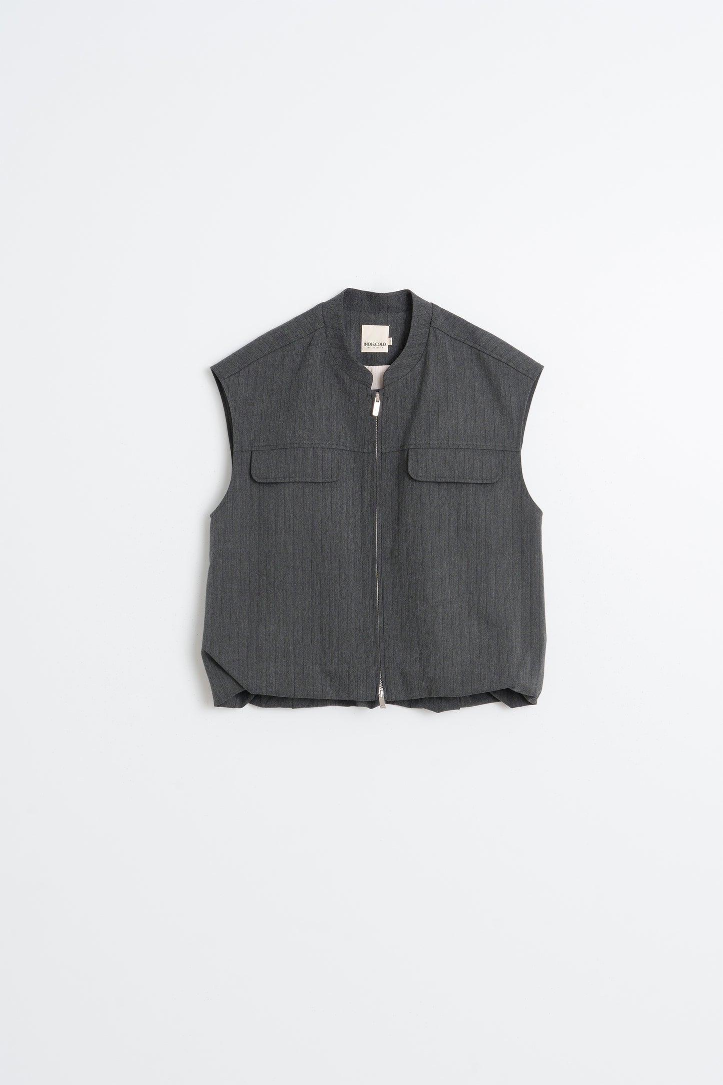 PUFFY-HEM VEST