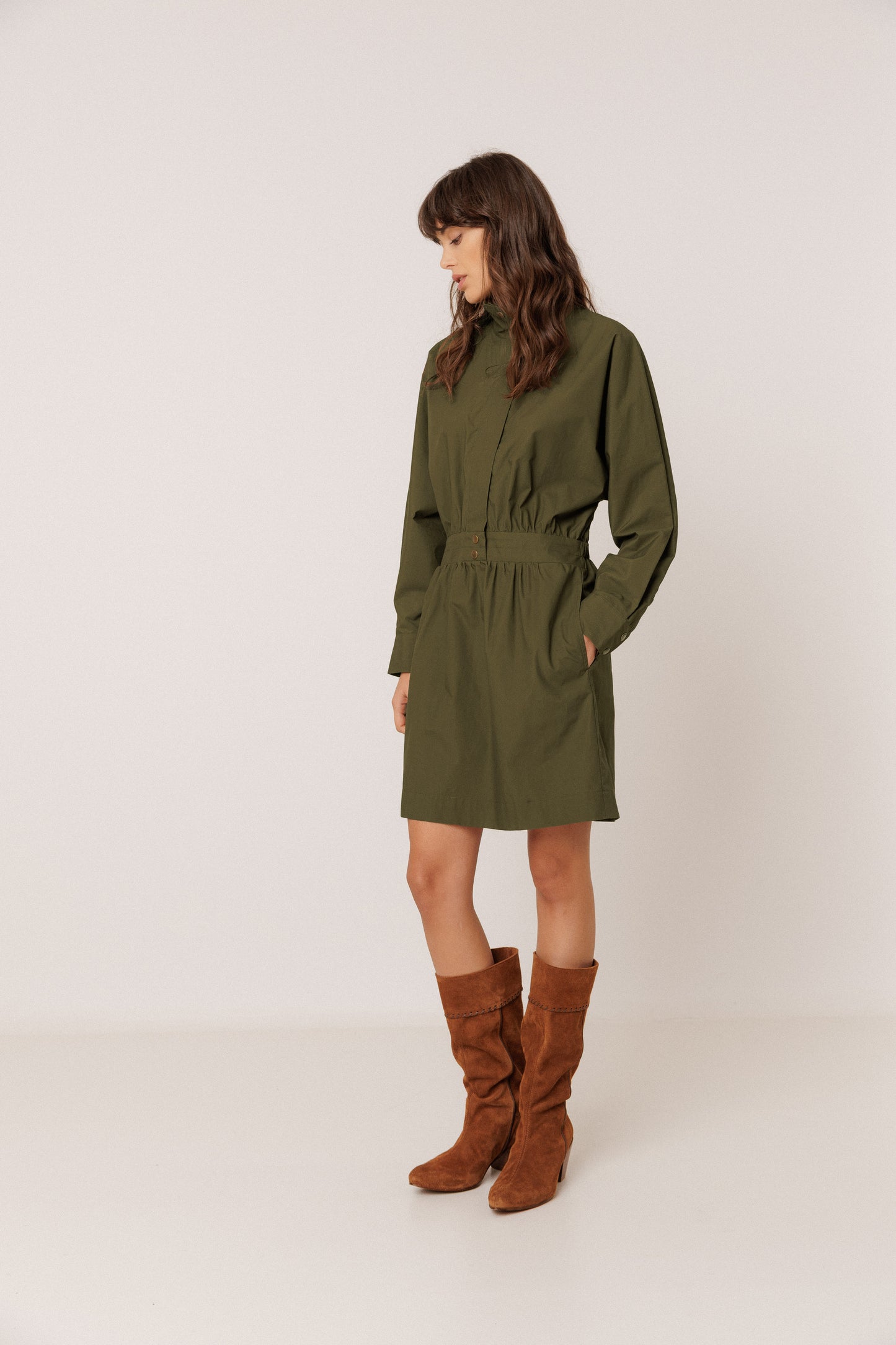 VESTIDO POPELÍN CUELLO ALTO