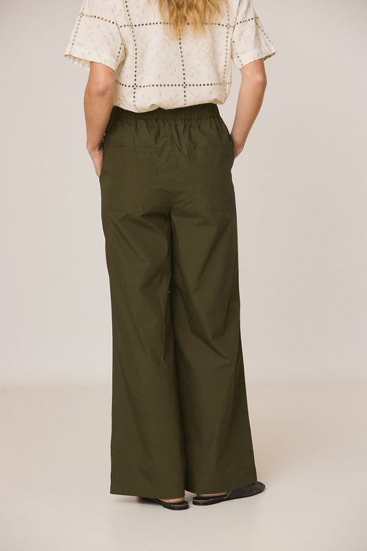 PANTALÓN ENGOMADO POPELÍN 4