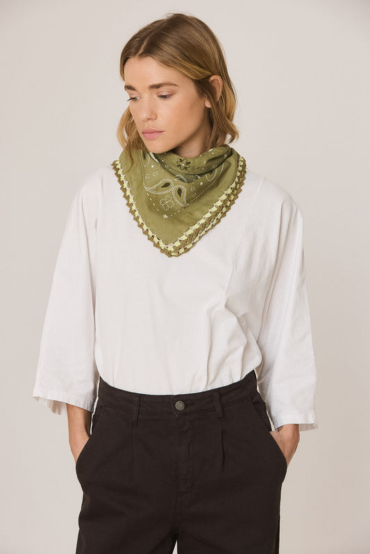 BANDANA FINITIONS CROCHET 2