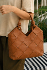 BOLSO NUDOS PIEL