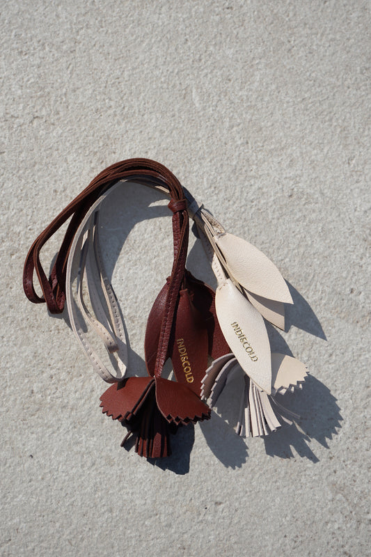 [CL] CAMELLIA LEATHER CHARM 3
