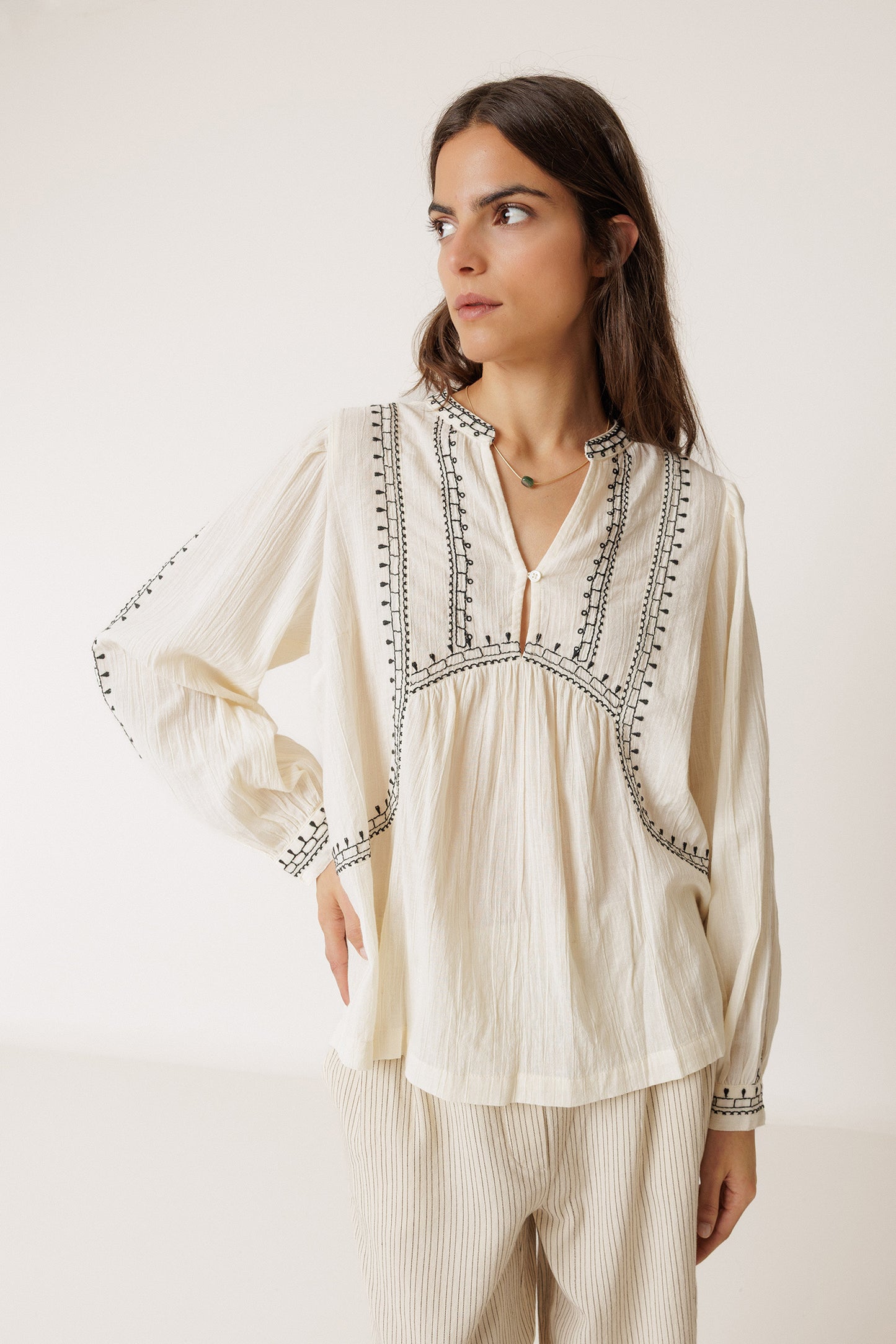 BLUSA BORDADO ÉTNICO