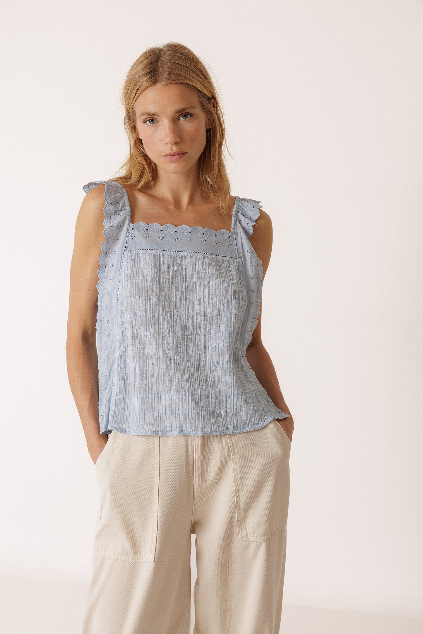 STRAPPY LACE TOP