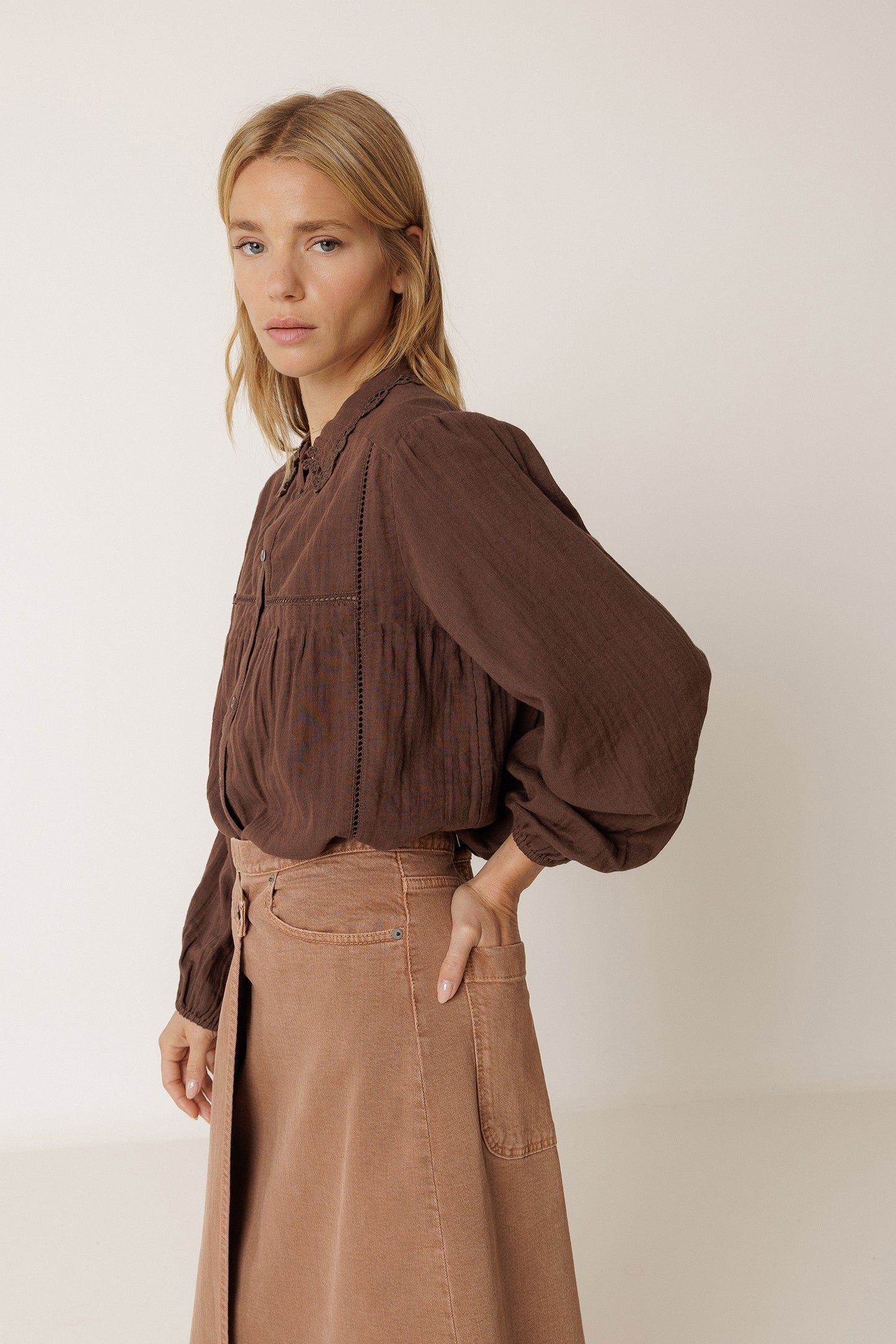 CROCHET-NECK SHIRT