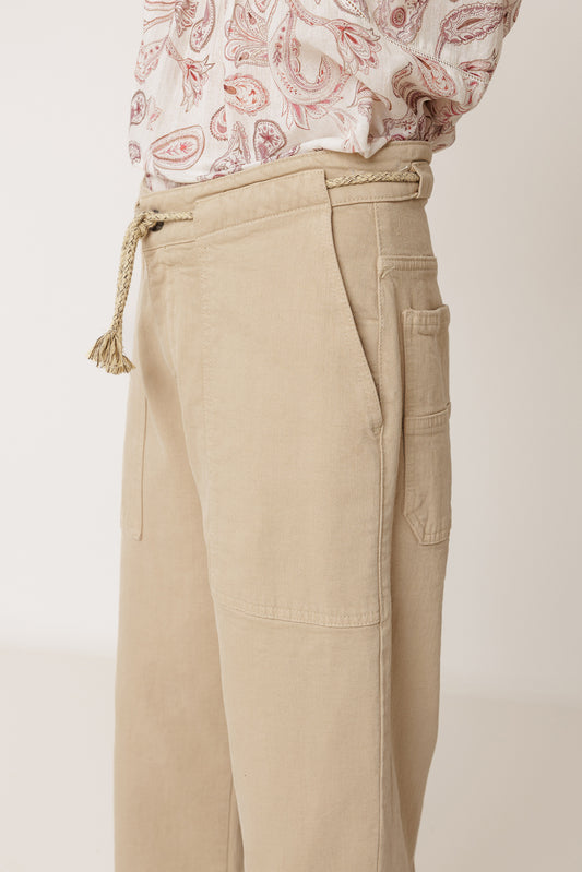 PANTALÓN REGULAR CORDÓN 4