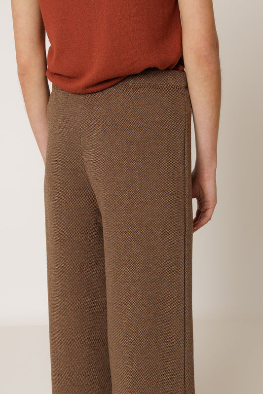 PANTALÓN ENGOMADO JAMES 4