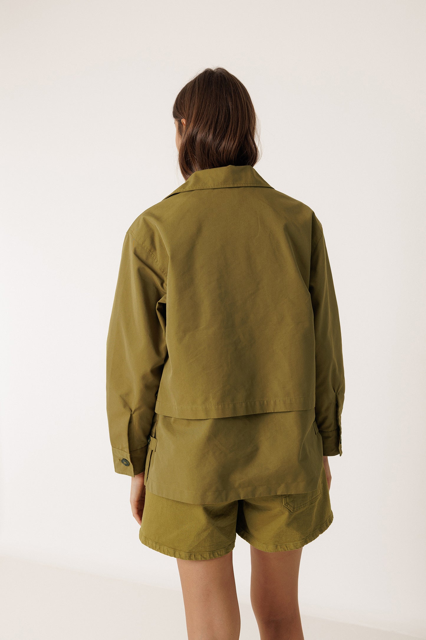 SHORT RAINCOAT