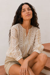 BLUSA DETALLES VAINICAS