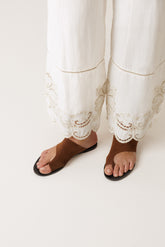 PANTALON BAJO BORDADO