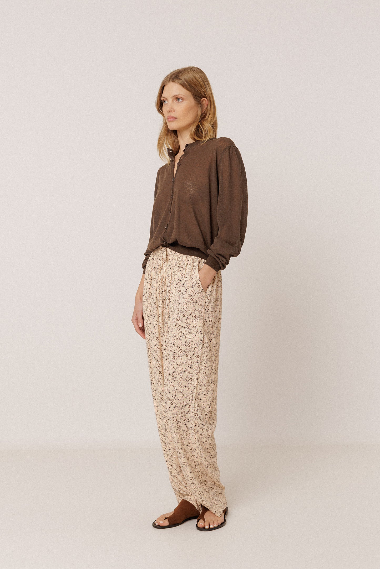 PANTALÓN ESTAMPADO FLUIDO