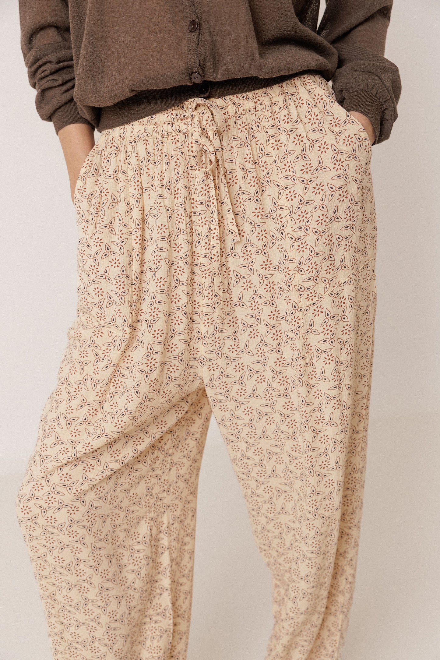 PANTALÓN ESTAMPADO FLUIDO