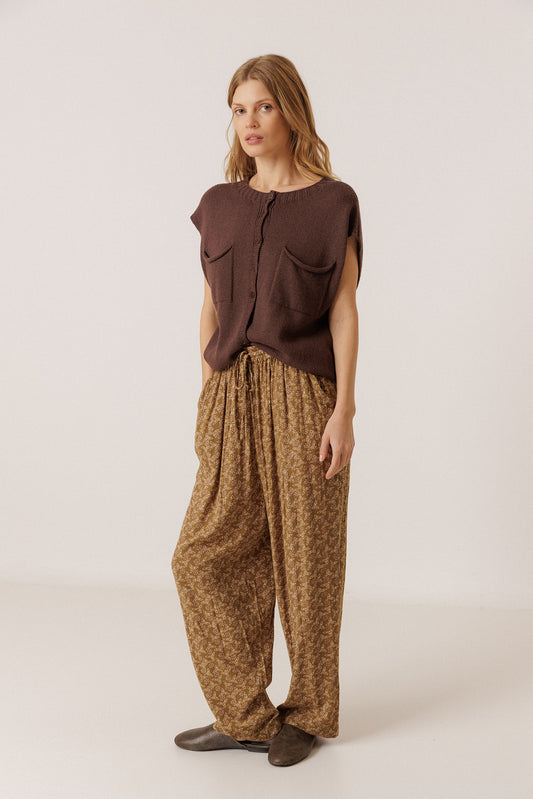 PANTALÓN ESTAMPADO FLUIDO 4