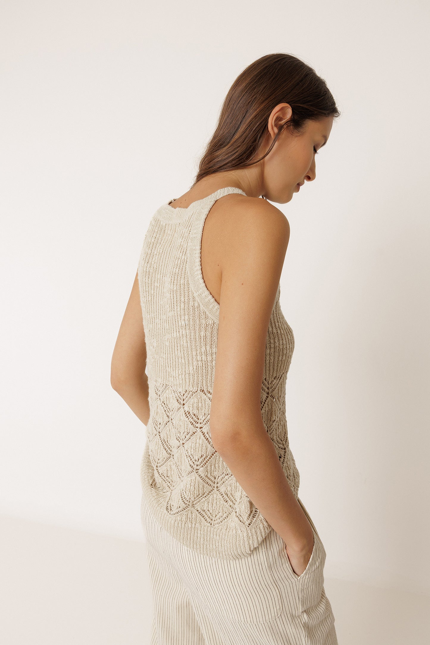 OPEN-KNIT TOP