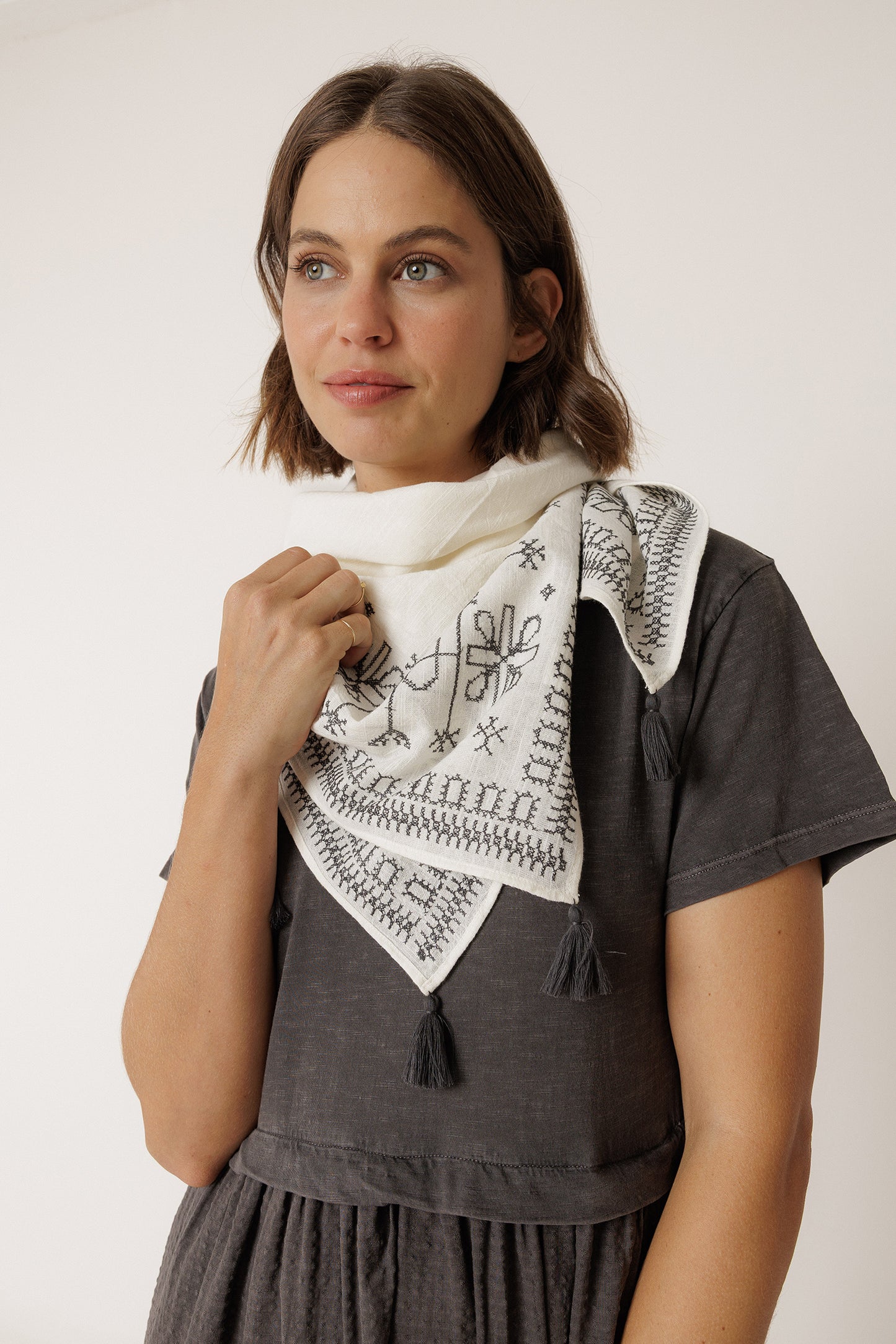 ETHNIC-EMBROIDERY SCARF
